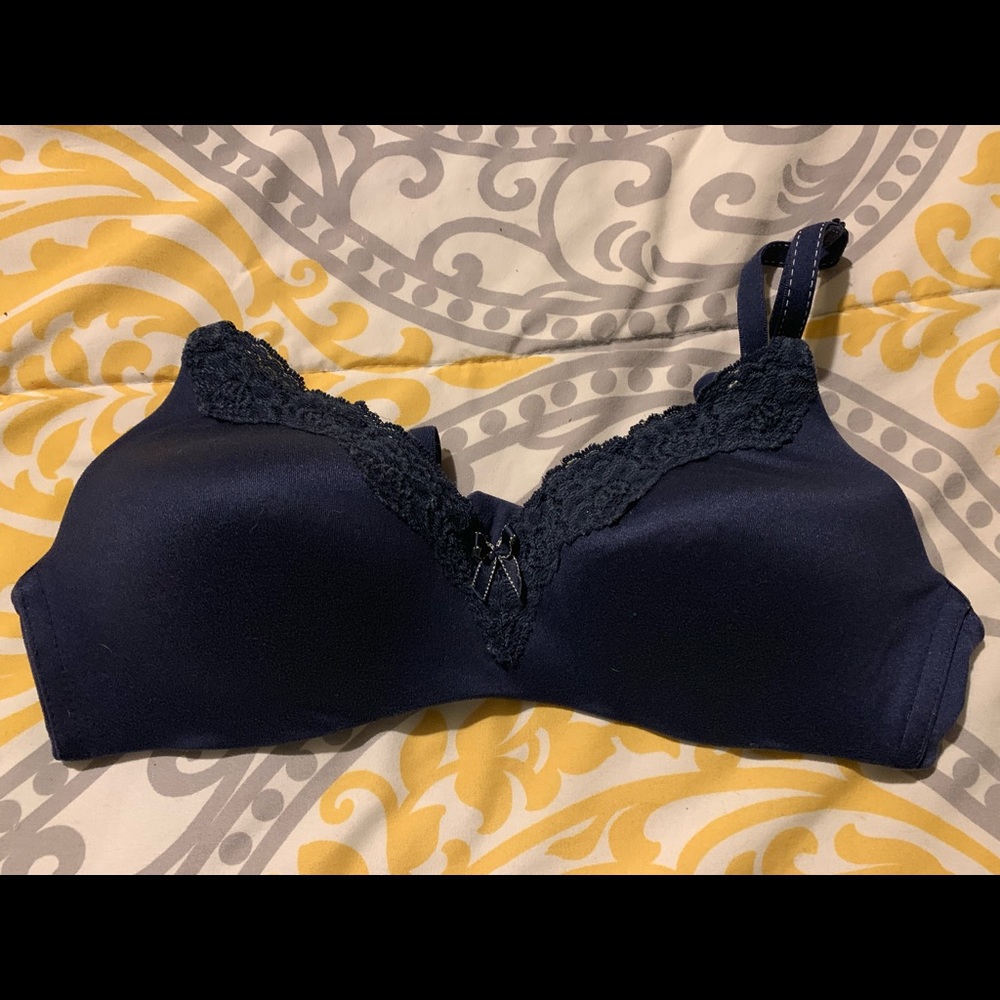 Maidenform bra